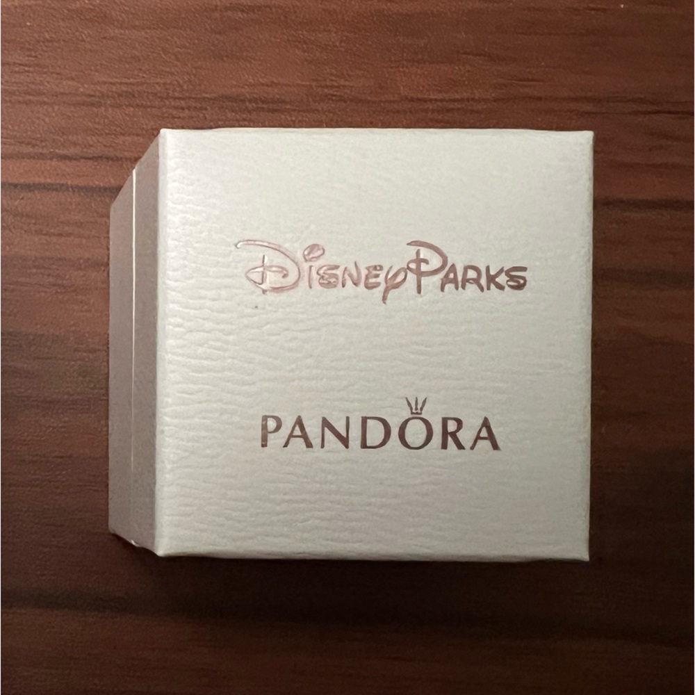 Discontinued - ***DISNEY PARKS EXCLUSIVE*** Small Pandora Jewelry Box